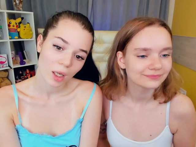 Fotoğraflar KarenHeidi Hey guys❤️ Our name are Heidi and Kylie. Welcome in my room Full naked in Pvt❤️