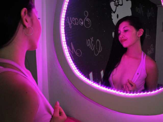 Profilin fotoğrafı KarenKid