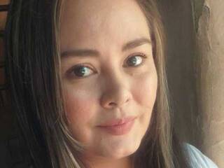 Erotik görüntülü sohbet KarlaRabbit