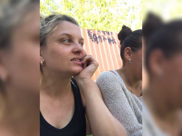 Yayın ekran görüntüleri SEX-THREESOME