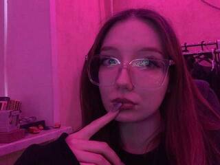 Erotik görüntülü sohbet KarolineZarro