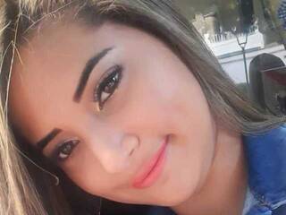 Erotik görüntülü sohbet karollatin2