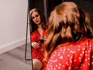 Erotik görüntülü sohbet Kat-inet