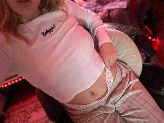 Erotik görüntülü sohbet KateDanver