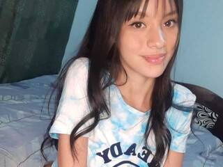 Erotik görüntülü sohbet KateDiamond