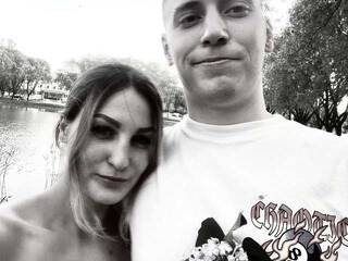 Erotik görüntülü sohbet KateVad