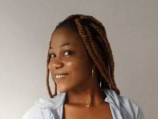 Erotik görüntülü sohbet Kathy-dize