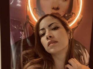 Erotik görüntülü sohbet kathy-monroe