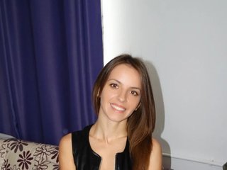 Erotik görüntülü sohbet MissJoliSourire