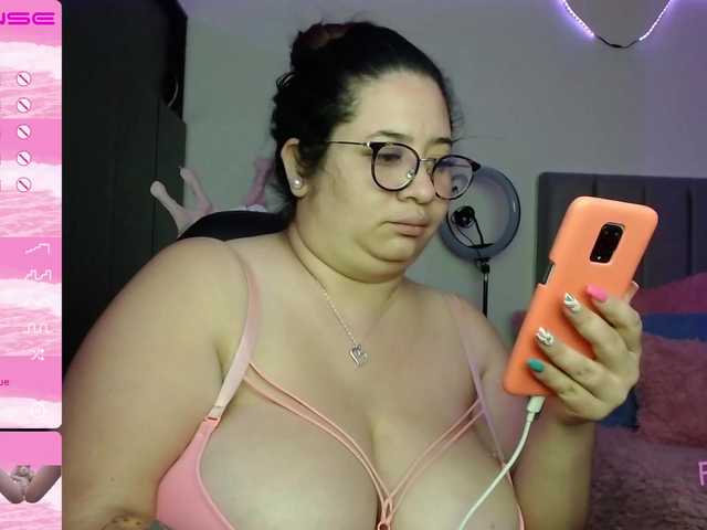 Yayın ekran görüntüleri katrina-boobs