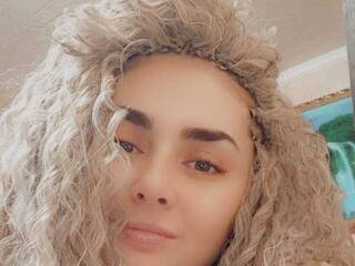 Erotik görüntülü sohbet KatyCandy