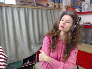 Erotik görüntülü sohbet kellysurfing