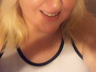 Erotik görüntülü sohbet KelseyDevine