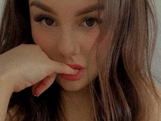 Erotik görüntülü sohbet KendalDaisy