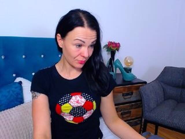 Yayın ekran görüntüleri KendallLUXE