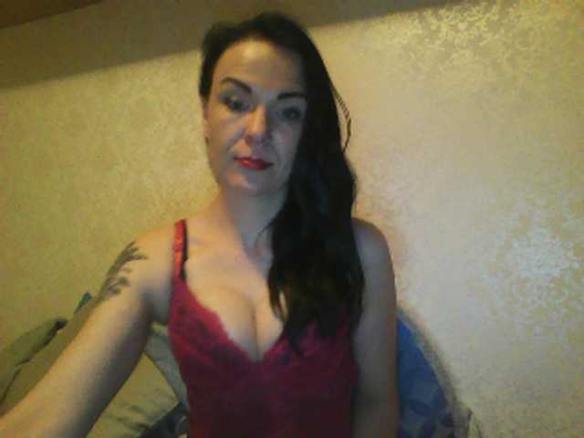 Yayın ekran görüntüleri KendallLUXE