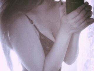 Erotik görüntülü sohbet KetrinKesh