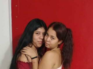 Erotik görüntülü sohbet Keyandnaty