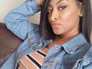 Erotik görüntülü sohbet Khaleesi-D