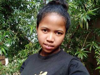 Erotik görüntülü sohbet khatina