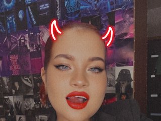 Erotik görüntülü sohbet Kiki-03