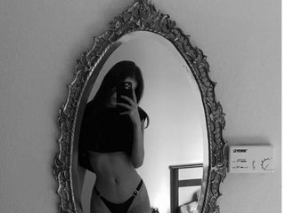 Erotik görüntülü sohbet KIKIKI2