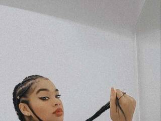 Erotik görüntülü sohbet KILLAEBONY