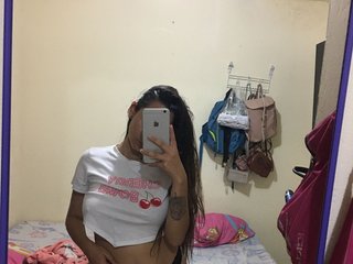 Erotik görüntülü sohbet Kimberly_Alejandra