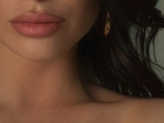 Erotik görüntülü sohbet TatiGlow