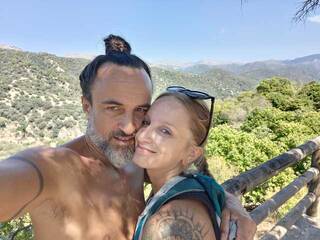 Erotik görüntülü sohbet KinkyCommune