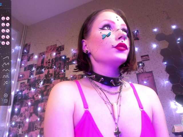 Yayın ekran görüntüleri kinkypleasure