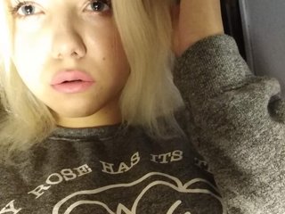 Erotik görüntülü sohbet Kira-Kriss