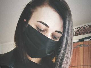 Erotik görüntülü sohbet KiraFromHell