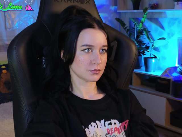 Fotoğraflar Kira_Li_Lime Hi guys!)) ❤ ^_ ^ Stream of game and creative amateur performances!!!:* I will be glad to your support in the TOP-100. Group and privat from 5 minutes, to write vlicky messages before Privat. @remain