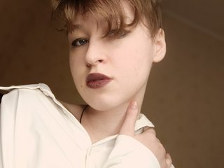 Erotik görüntülü sohbet KisaKira