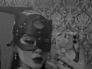 Erotik görüntülü sohbet Kiss-of-death