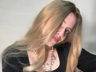 Erotik görüntülü sohbet Helga_Pataki