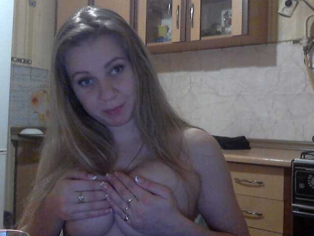 Yayın ekran görüntüleri KittenLedy