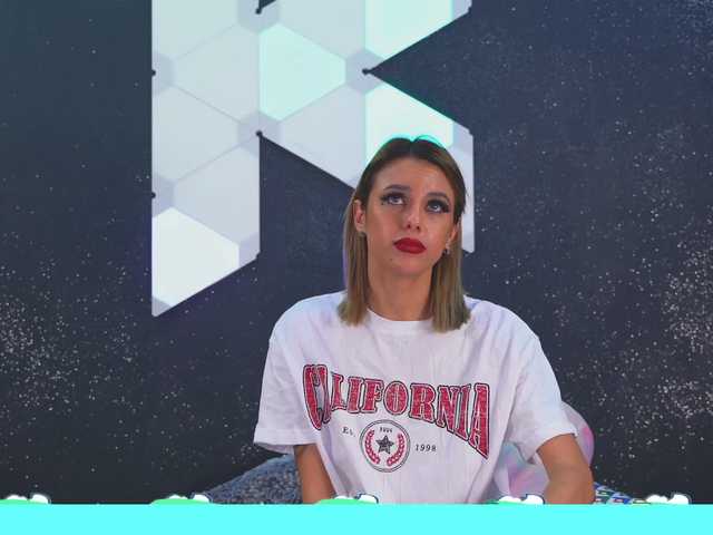 Yayın ekran görüntüleri Kittygy