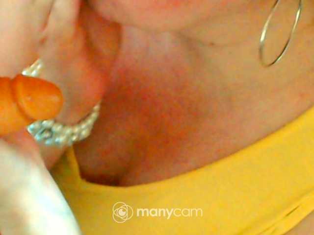 Fotoğraflar kleopaty I send you sweet loving kisses. Want to relax togeher?I like many things in PVT AND GROUP! maybe spy... :girl_kiss