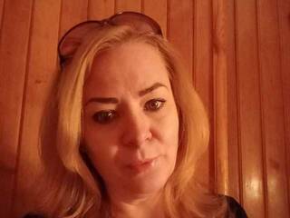 Erotik görüntülü sohbet KlorissDenvi