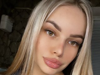 Erotik görüntülü sohbet Klubnika13