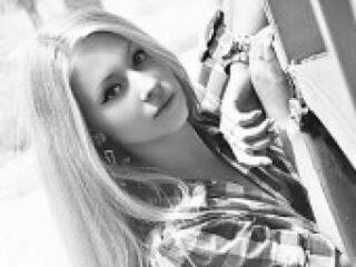 Erotik görüntülü sohbet kristiblond