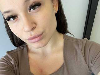 Erotik görüntülü sohbet kristinkasiii