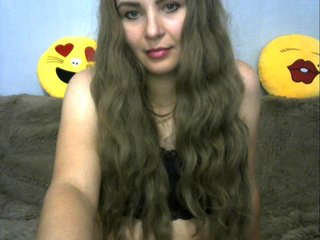 Fotoğraflar KrisXS Hello! My name i***ristina! If you like me, put love, add to friends. Show chest worth 50 talk., Pussy 100, ass 50 show ***pers. Watching camera 20 current. I put music to order.
