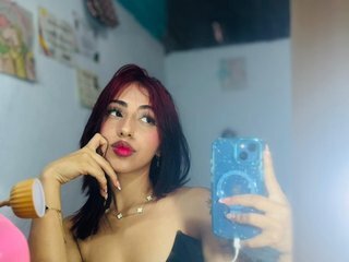 Erotik görüntülü sohbet KuromiDae