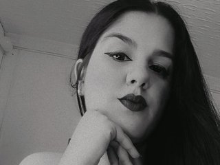 Erotik görüntülü sohbet Kyannasweet
