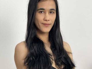 Erotik görüntülü sohbet KyraLee