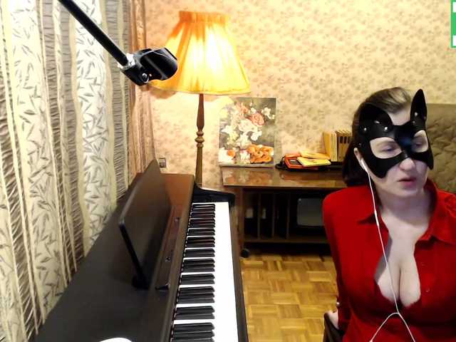 Fotoğraflar L0le1la Hello everyone! My name is Vlada! And I'm learning to play the piano) Give me flowers: - 505 tk. Change dress: - 123 tk. Your name on me: 254 tk.