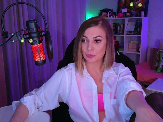 Fotoğraflar LadyLLS Hi everyone, I'am Irishka! Lash from 5, domi from 55 tok, mini random with a game on the screen 55 tok, big random 444 tok, favorite vibration 333 tok) PM 99 tok)